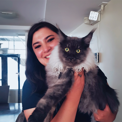 Mvz. Mgs. Stephany Loor Larenas