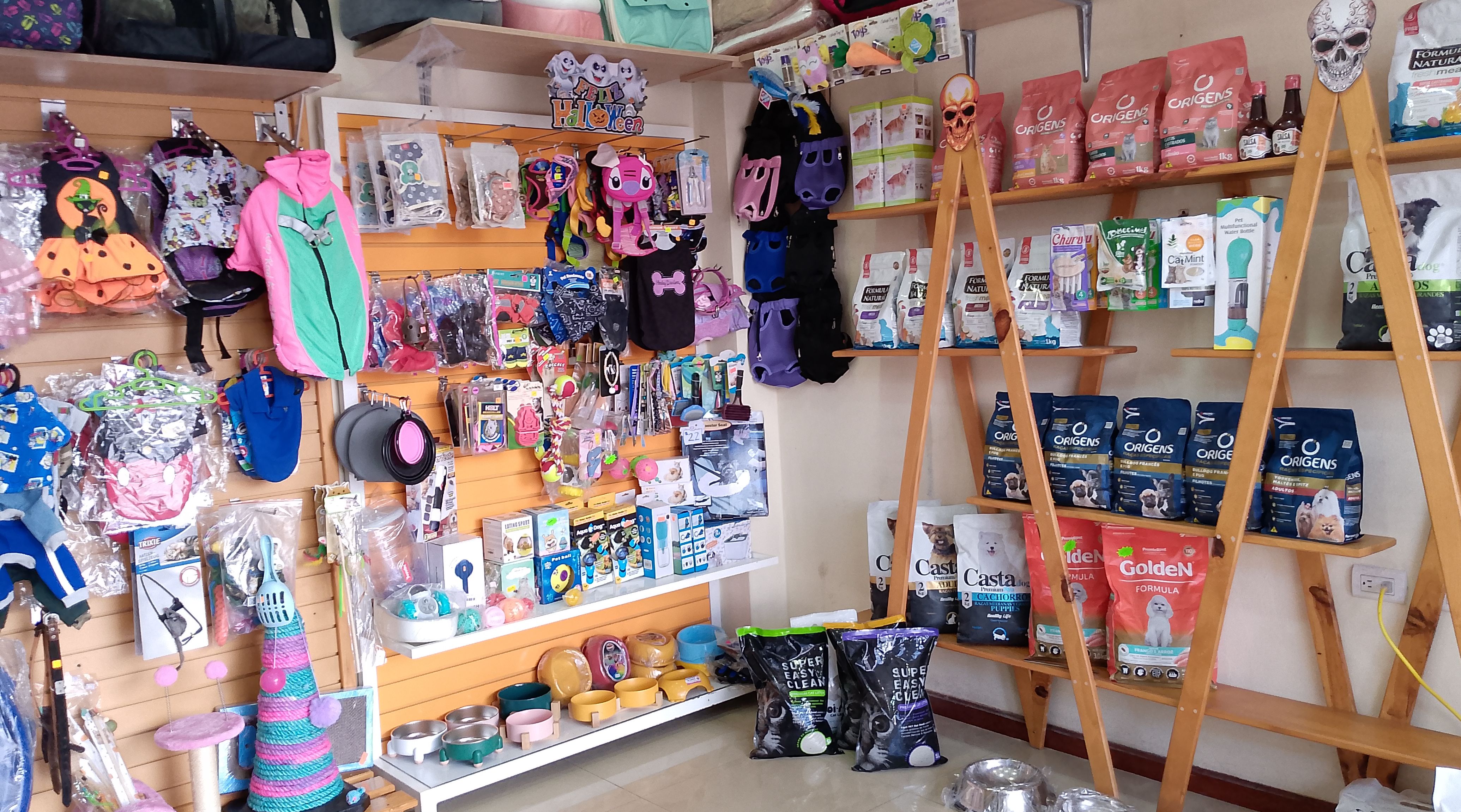 Todo en Accesorios Juguetes Ropa y Alimentos para Mascotas